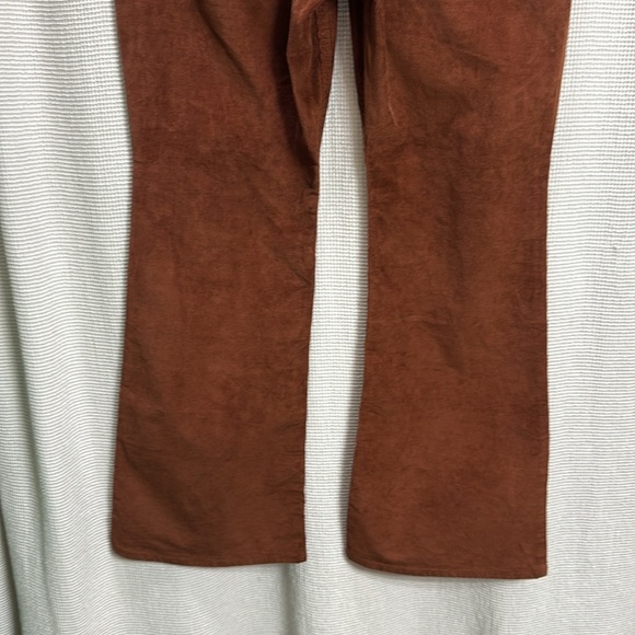 Old Navy NEW Higher High-Waisted Flare Corduroy Pants Rust/Brown SZ 16 fall work - Picture 6 of 7